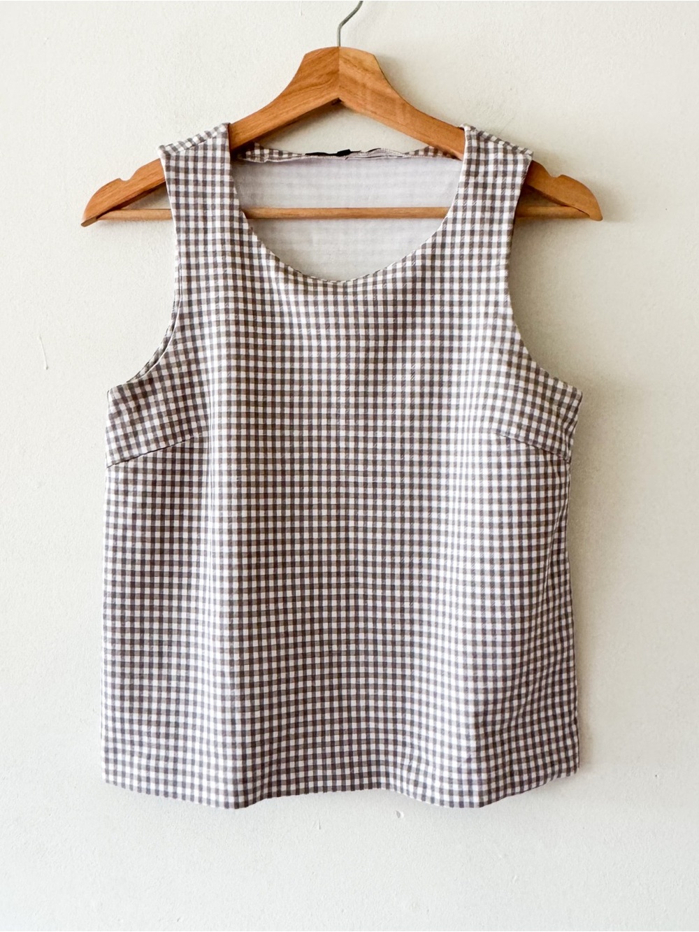 Amanda & Chelsea Sleeveless Gingham Tank Top Brown/White Size Small